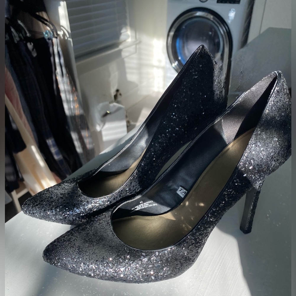 Black Glitter Pointed-Toe Mossimo Heels NWOT